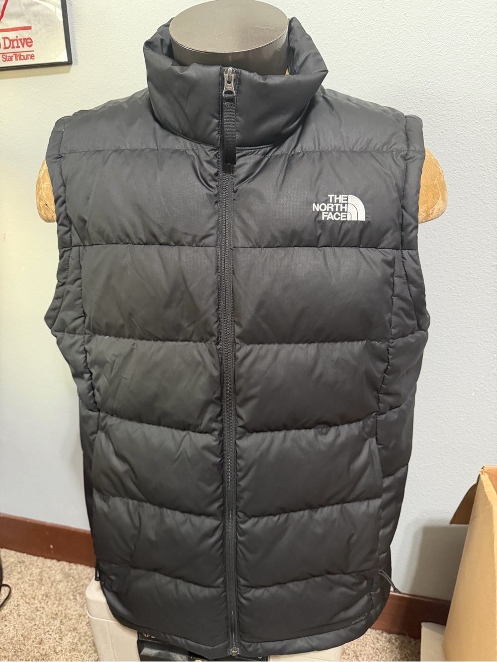The North Face Black Quilted Men’s Insulated Vest